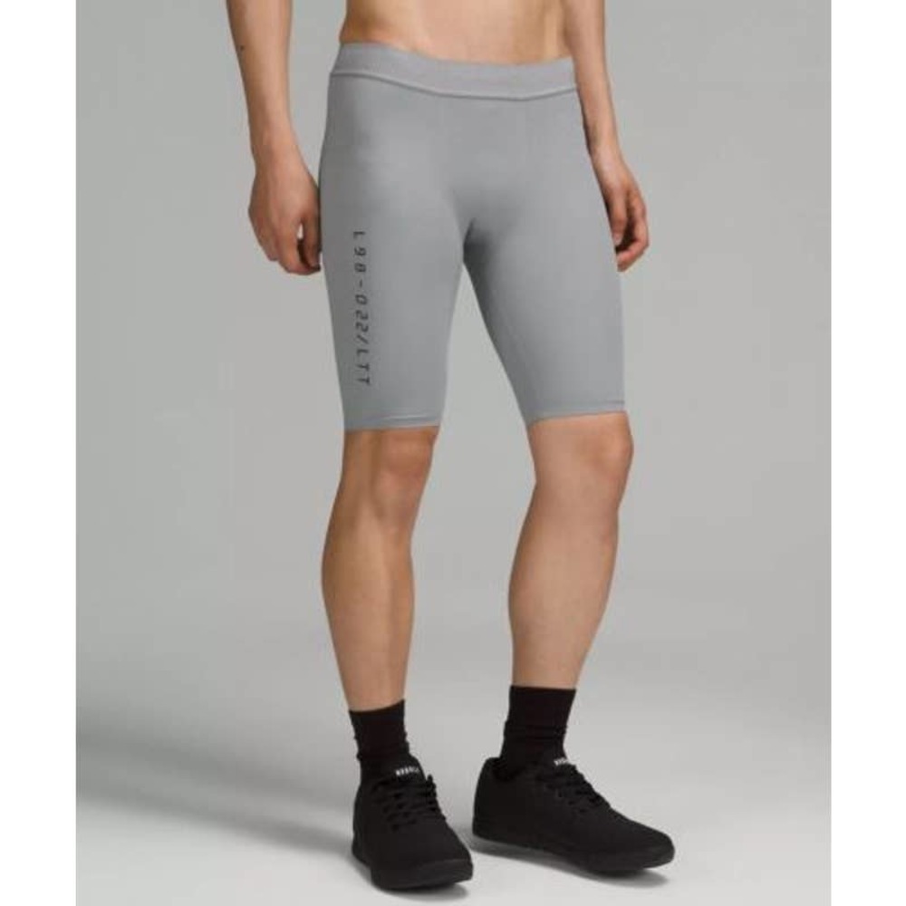 lululemon athletica | License to Train Tight 9" | Gray | M | NWT